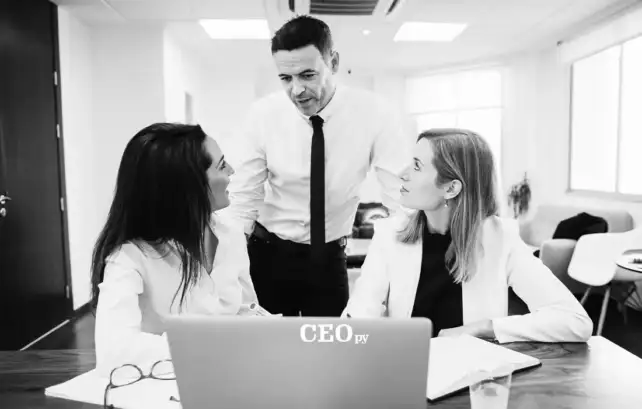 Satisfacción del cliente y colaboradores