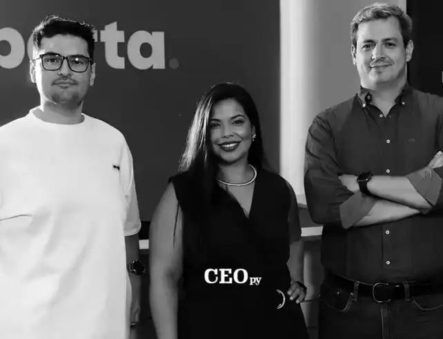 Equipo de Porta desarrollando soluciones de ecommerce, inteligencia artificial e integraciones tecnológicas para empresas.